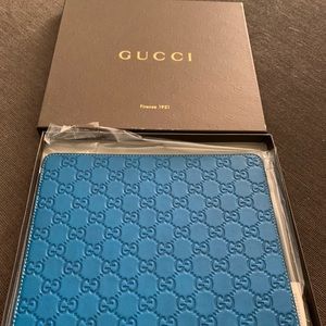 Gucci home Decor